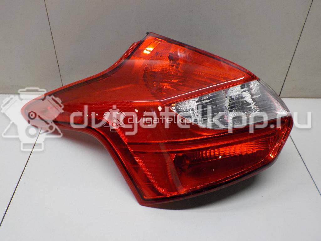 Фото Фонарь задний левый  1825321 для Ford Focus {forloop.counter}}