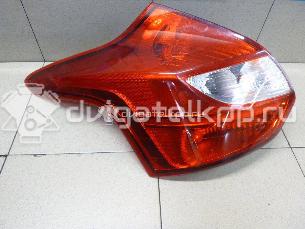 Фото Фонарь задний левый  1825321 для Ford Focus {forloop.counter}}