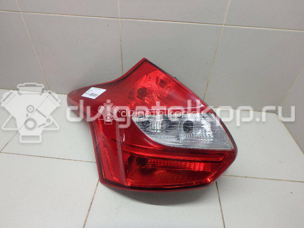 Фото Фонарь задний левый  1825321 для Ford Focus {forloop.counter}}