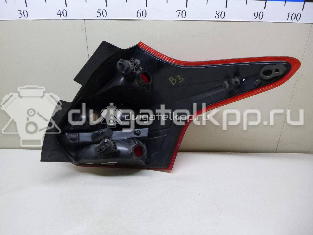 Фото Фонарь задний левый  1825321 для Ford Focus {forloop.counter}}