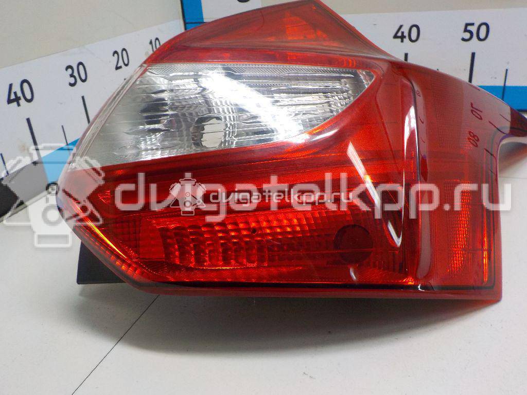 Фото Фонарь задний правый  1825318 для Ford Focus {forloop.counter}}