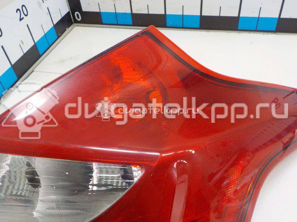 Фото Фонарь задний правый  1825318 для Ford Focus {forloop.counter}}