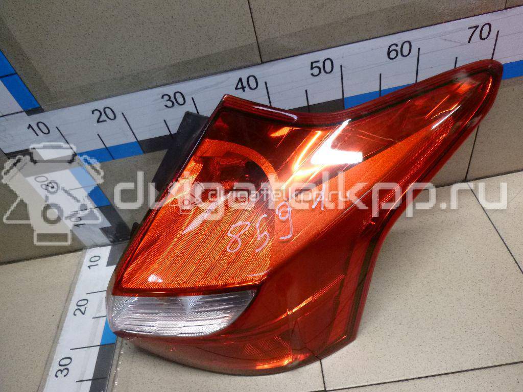 Фото Фонарь задний правый  1825318 для Ford Focus {forloop.counter}}