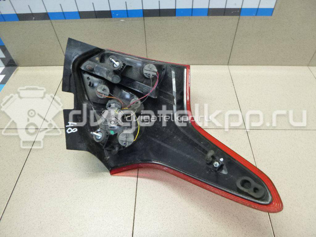 Фото Фонарь задний правый  1825318 для Ford Focus {forloop.counter}}