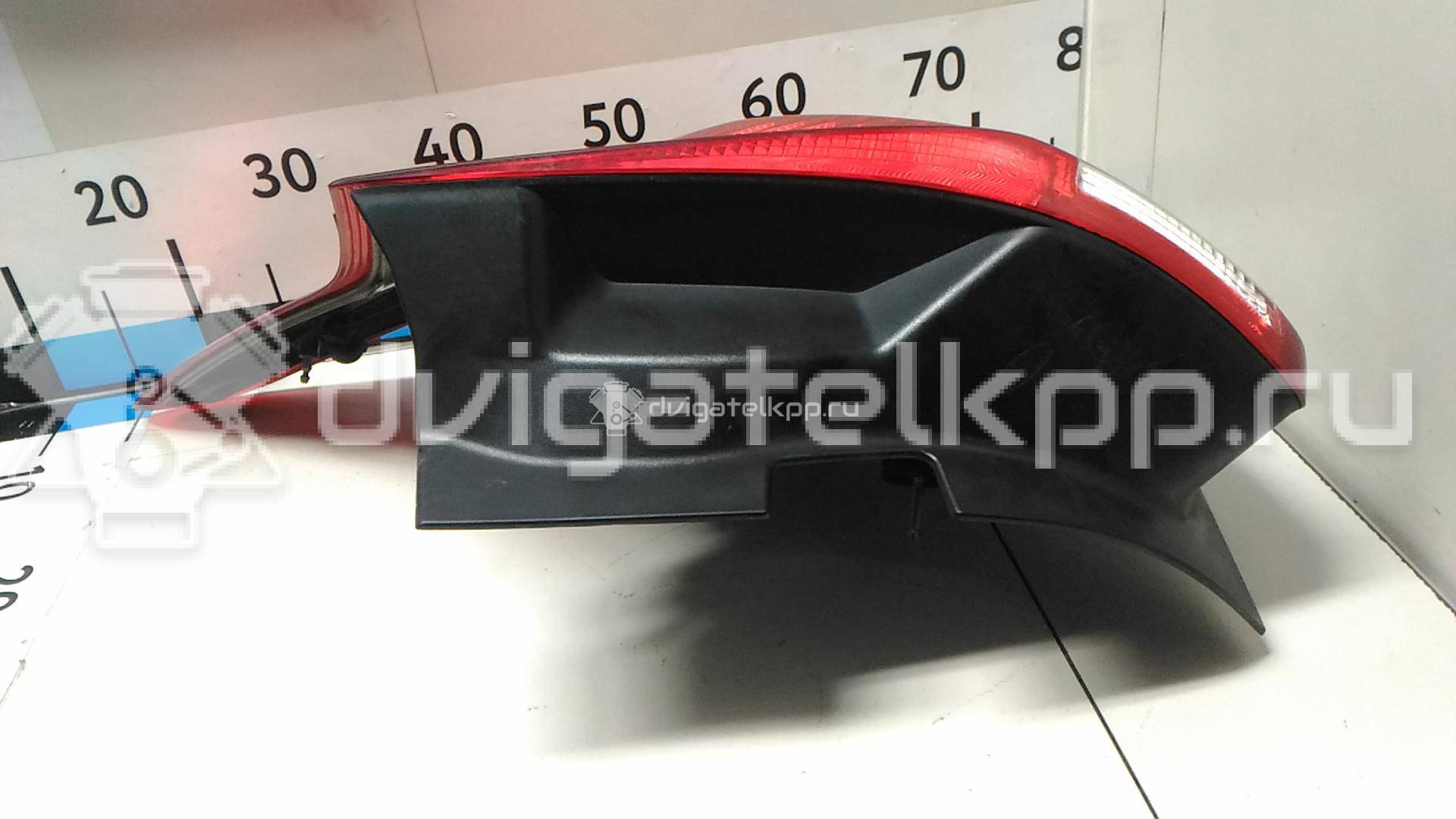 Фото Фонарь задний правый  1825318 для Ford Focus {forloop.counter}}