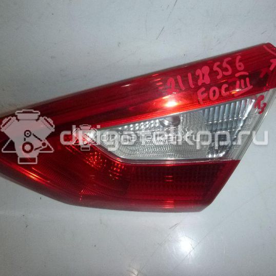 Фото Фонарь задний внутренний правый  1769301 для Ford Focus