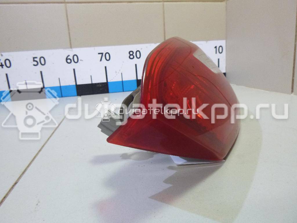 Фото Фонарь задний внутренний правый  1769301 для Ford Focus {forloop.counter}}