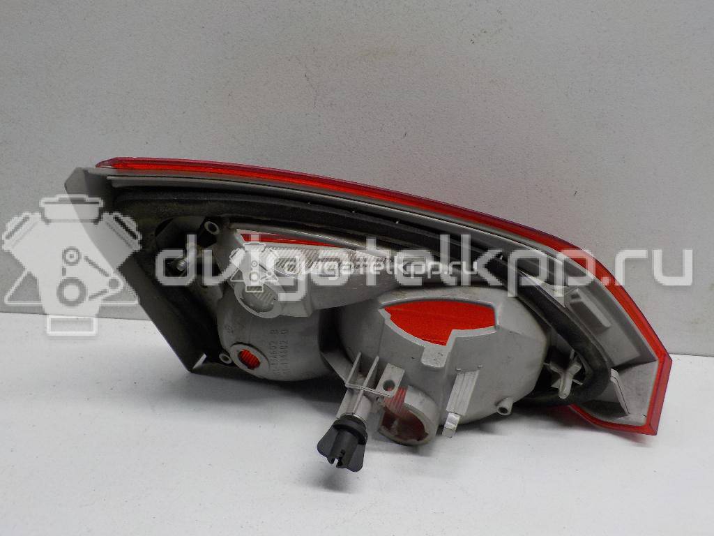 Фото Фонарь задний внутренний правый  1775986 для Ford Focus {forloop.counter}}