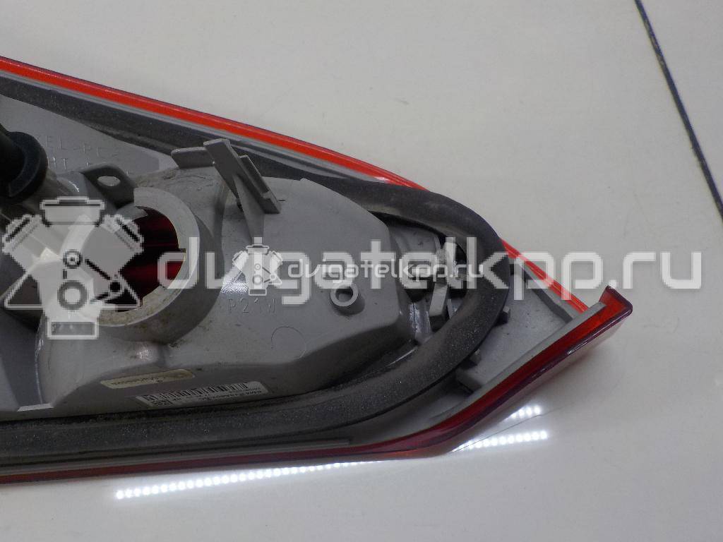 Фото Фонарь задний внутренний правый  1775986 для Ford Focus {forloop.counter}}