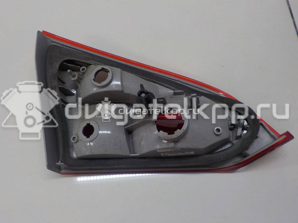 Фото Фонарь задний внутренний правый  1775986 для Ford Focus {forloop.counter}}