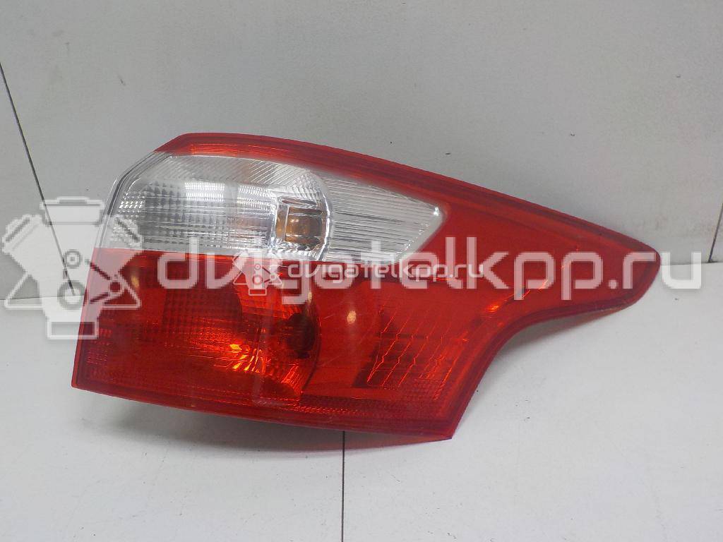 Фото Фонарь задний наружный правый  1785512 для Ford Focus {forloop.counter}}