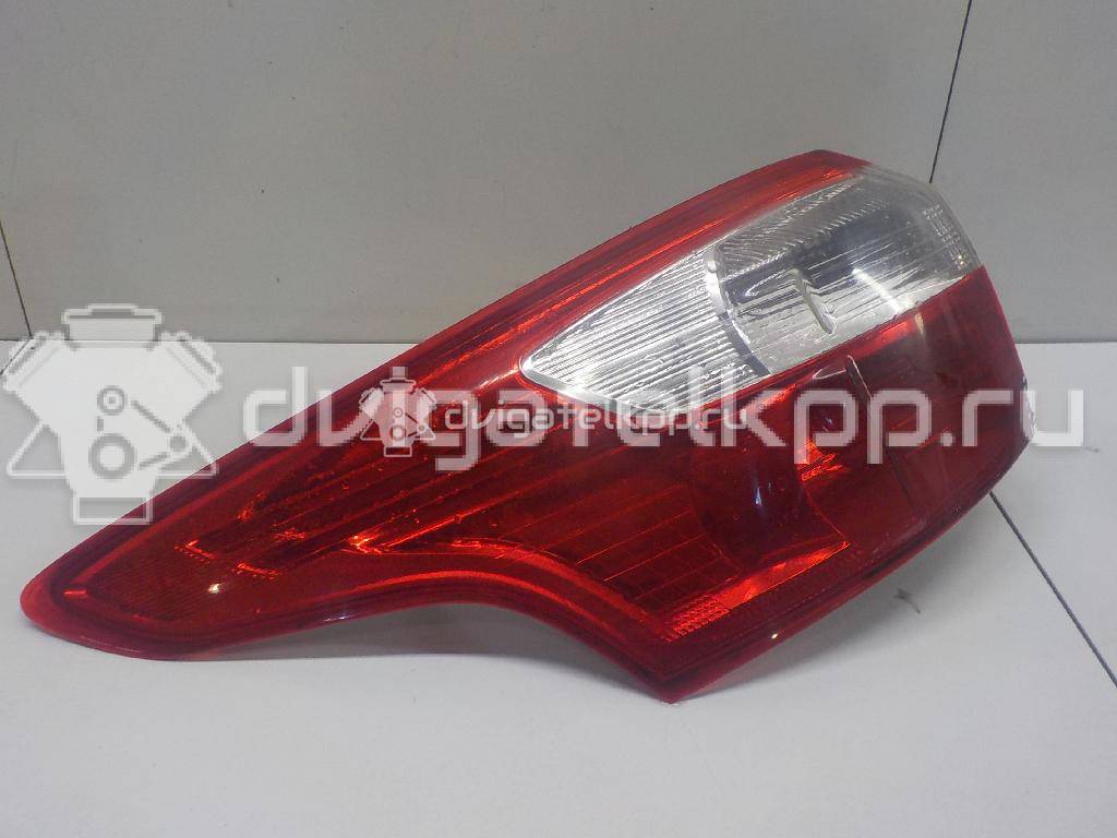 Фото Фонарь задний наружный левый  1785514 для Ford Focus {forloop.counter}}