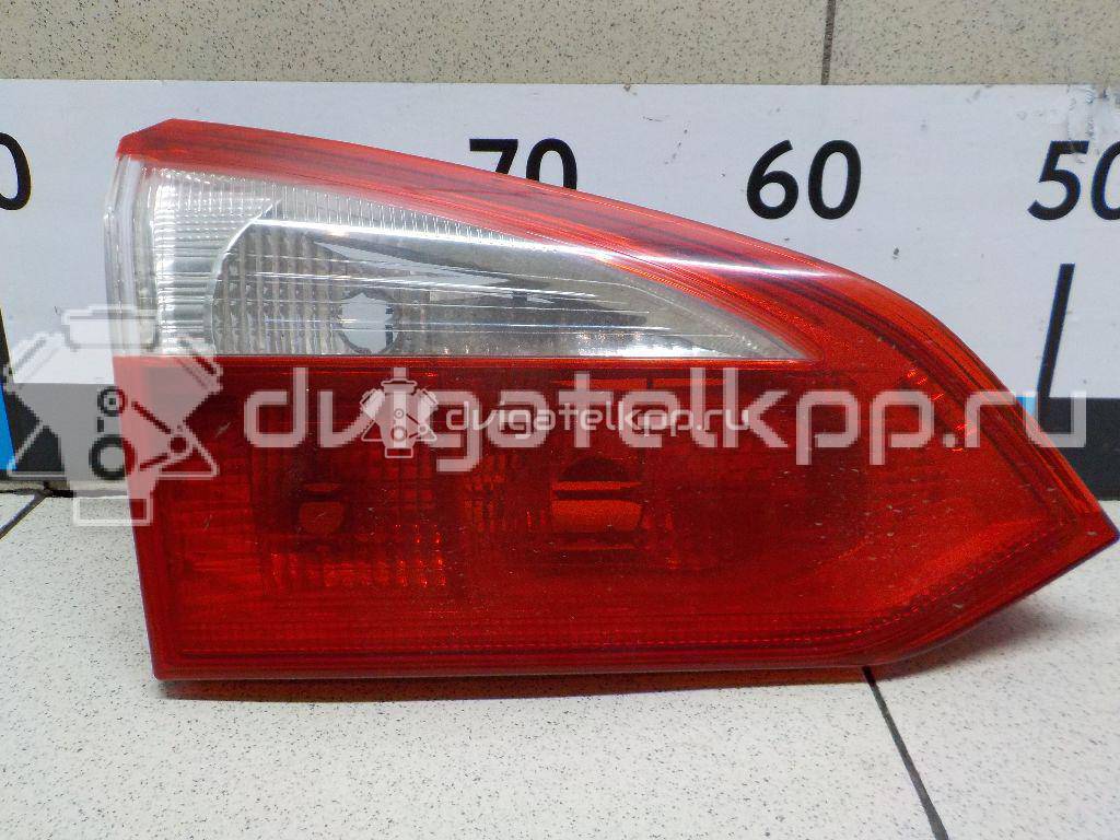 Фото Фонарь задний внутренний левый  1775997 для Ford Focus {forloop.counter}}