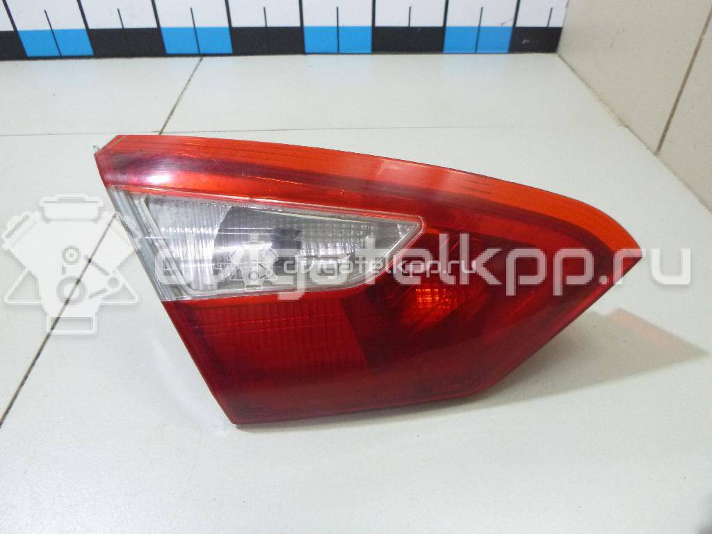 Фото Фонарь задний внутренний левый  1769302 для Ford Focus {forloop.counter}}
