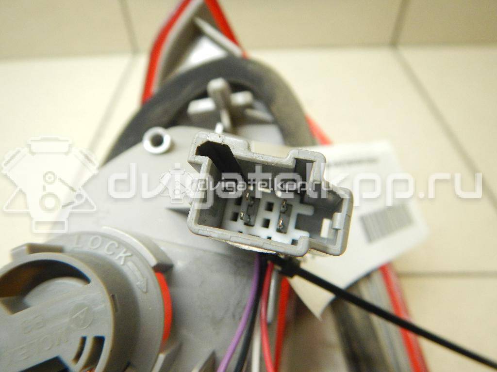 Фото Фонарь задний внутренний левый  1775999 для Ford Focus {forloop.counter}}