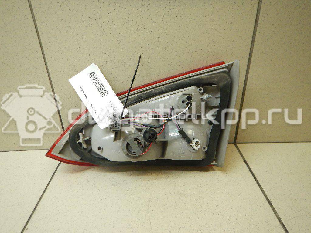 Фото Фонарь задний внутренний левый  1775999 для Ford Focus {forloop.counter}}