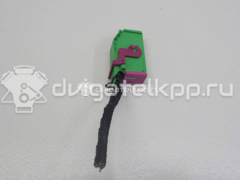 Фото Разъем  8l0972977c для audi A2 [8Z0] {forloop.counter}}