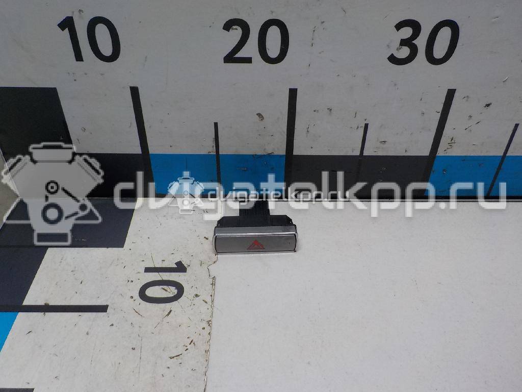 Фото Кнопка аварийной сигнализации  1553762 для Ford Galaxy / S-Max / Mondeo {forloop.counter}}