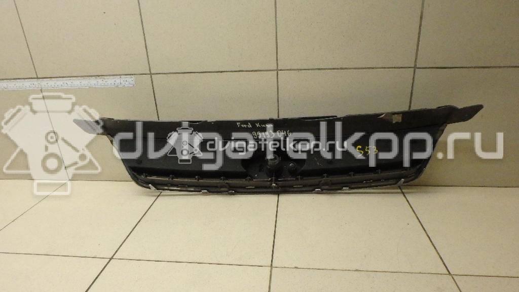 Фото Решетка радиатора  1497839 для Ford Kuga {forloop.counter}}