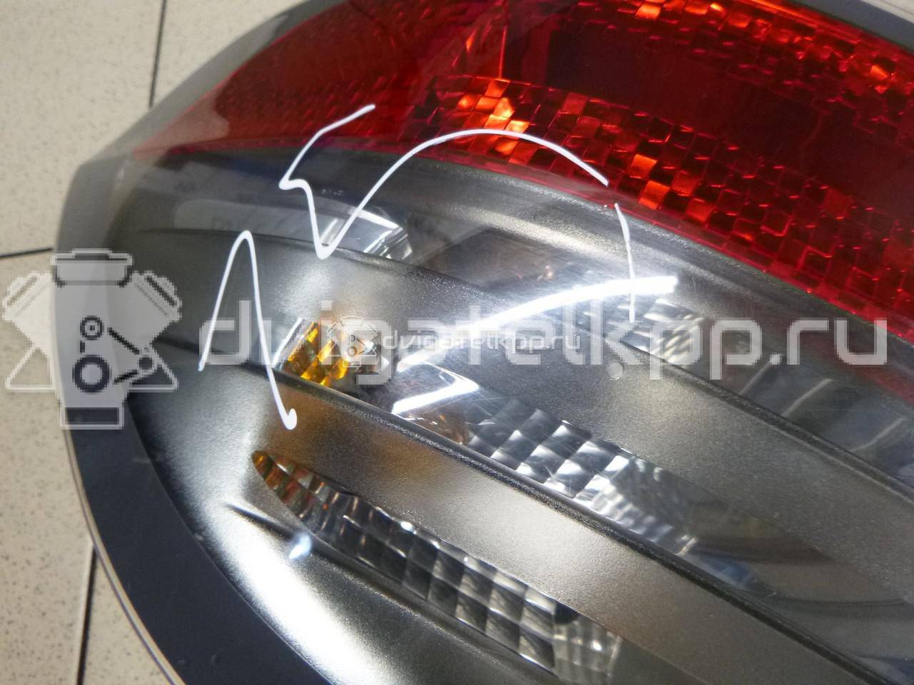 Фото Фонарь задний наружный правый  1467472 для Ford S-Max {forloop.counter}}
