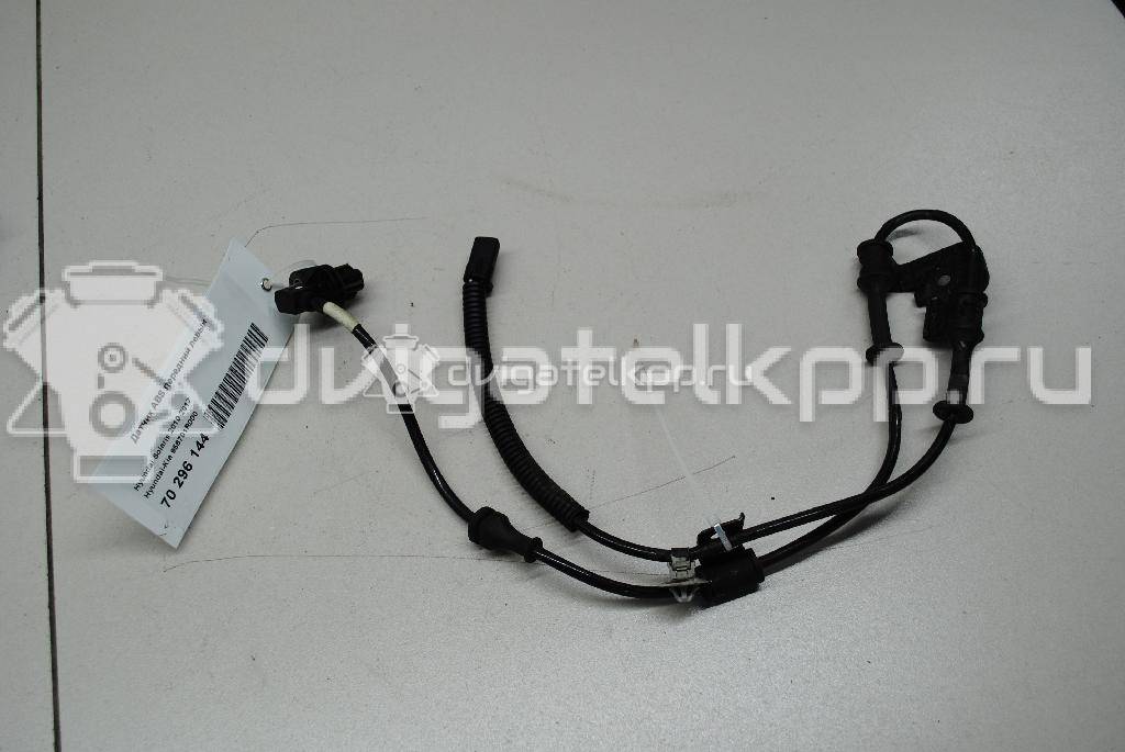 Фото Датчик ABS передний левый  956701R000 для Hyundai Accent {forloop.counter}}