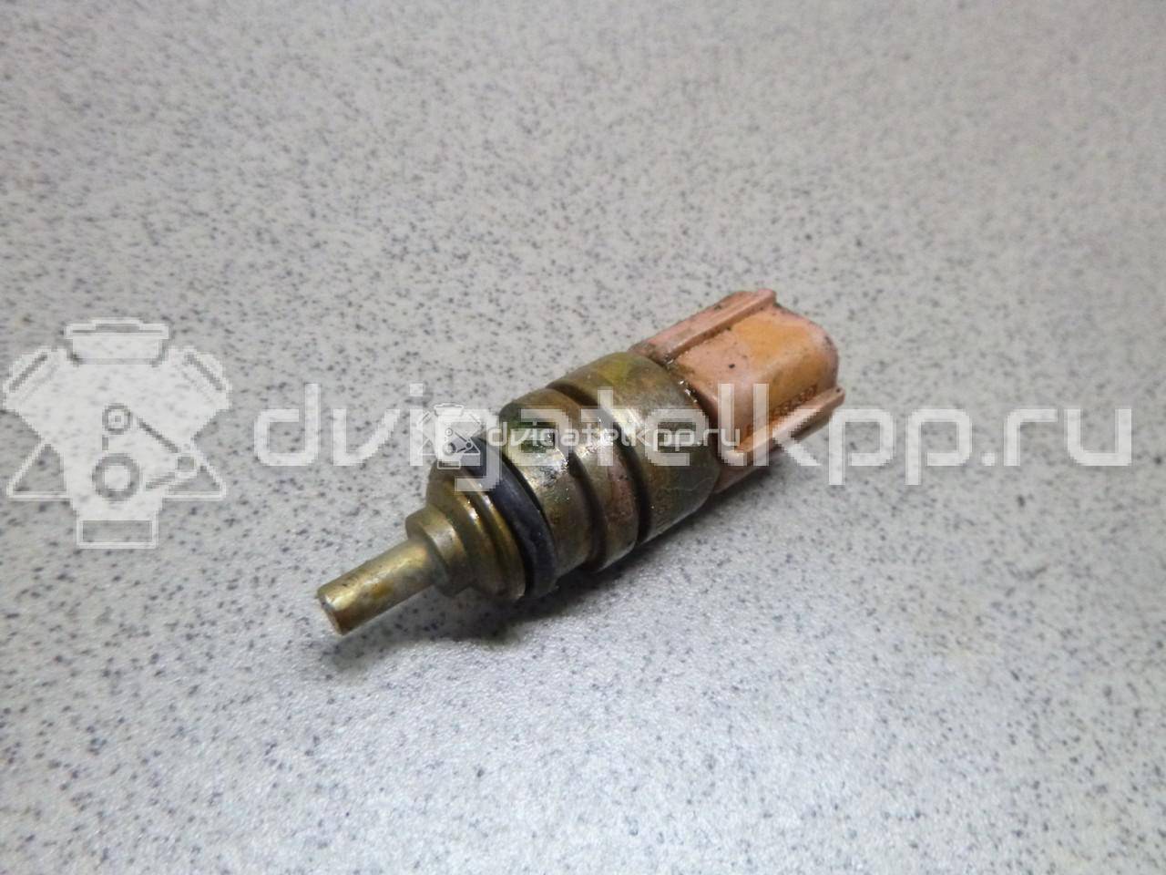 Фото Датчик температуры  3922038010 для Hyundai I10 / Ix35 Lm, El, Elh / Getz Tb / Sonata / Santa Fé {forloop.counter}}