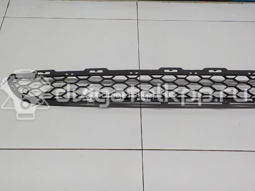 Фото Решетка в бампер центральная  865122B000 для Hyundai Santa Fé {forloop.counter}}