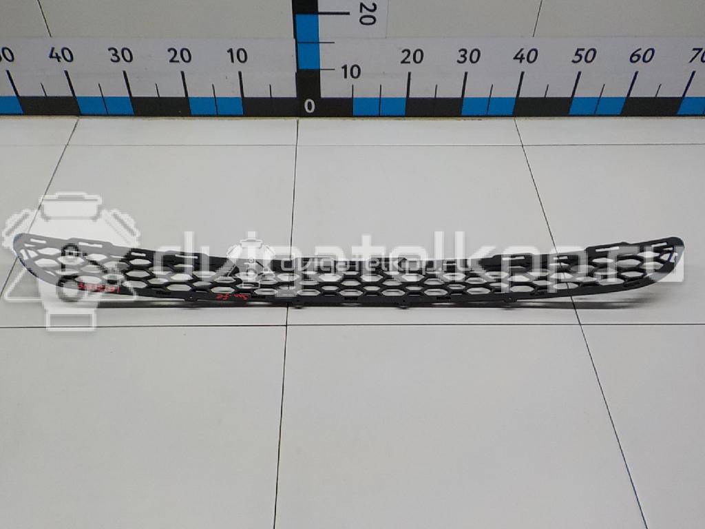 Фото Решетка в бампер центральная  865122B000 для Hyundai Santa Fé {forloop.counter}}
