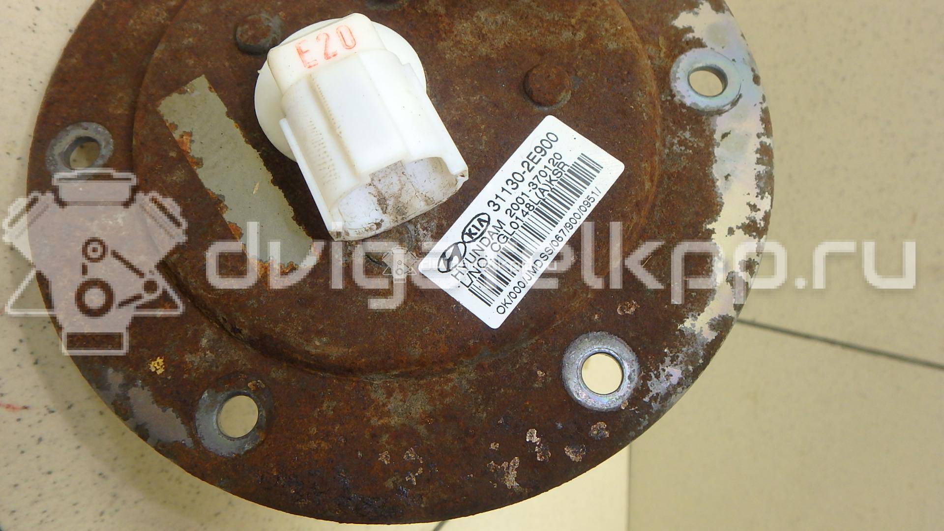 Фото Датчик уровня топлива  311302e900 для hyundai Tucson {forloop.counter}}