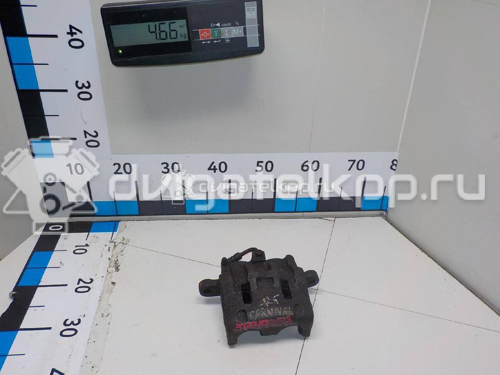 Фото Суппорт тормозной передний правый  0K58A33980 для Kia Carnival {forloop.counter}}