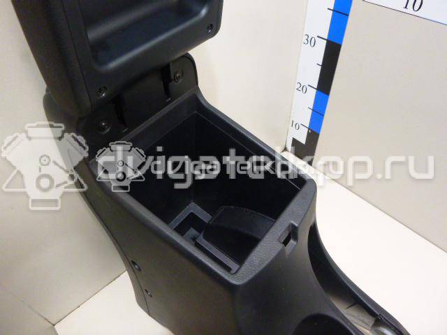Фото Консоль  846104Y100WK для kia RIO {forloop.counter}}