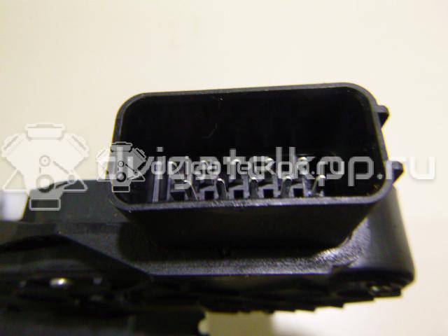 Фото Замок двери задней правой  LR011302 для Land Rover Freelander / Range Rover / Discovery {forloop.counter}}