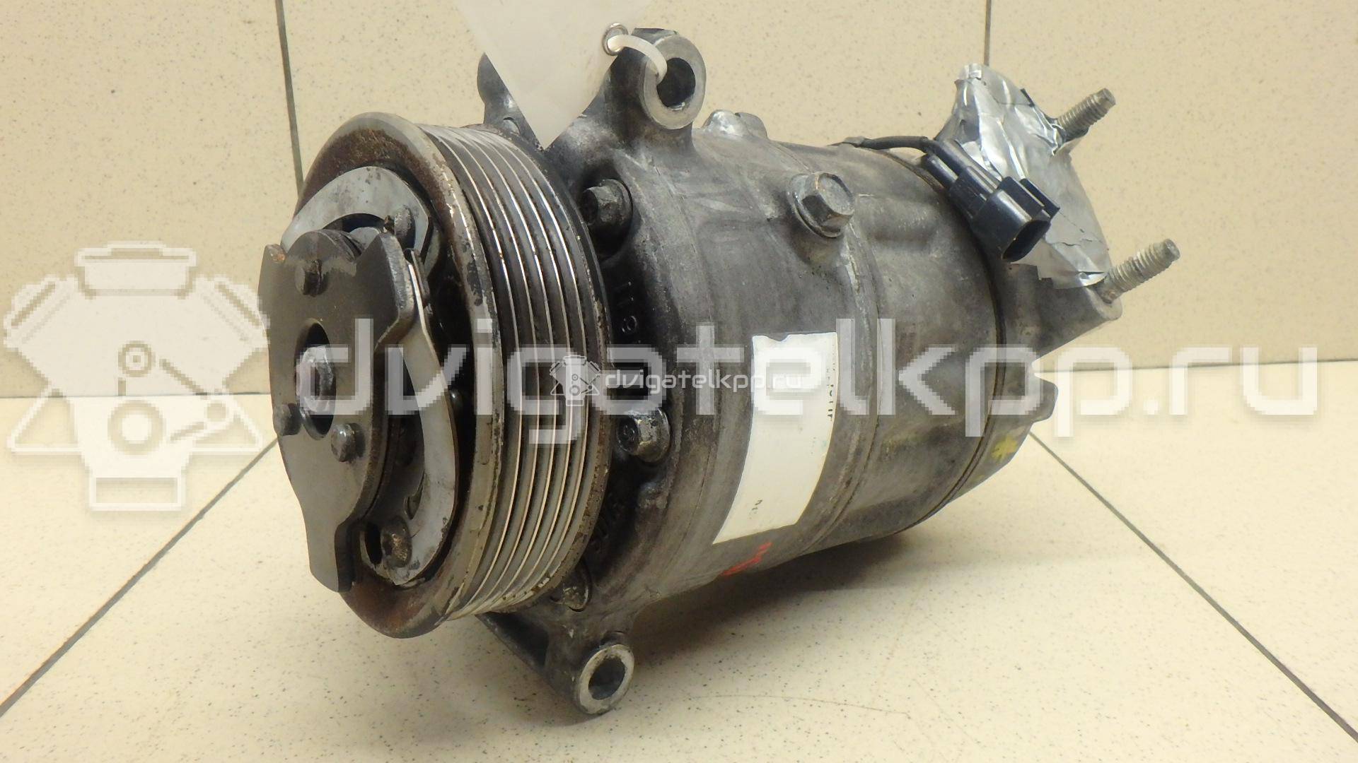 Фото Компрессор системы кондиционирования  C2D2790 для Land Rover Range Rover / Discovery {forloop.counter}}