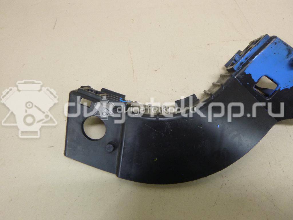 Фото Кронштейн переднего бампера правый  LR002151 для Land Rover Freelander {forloop.counter}}