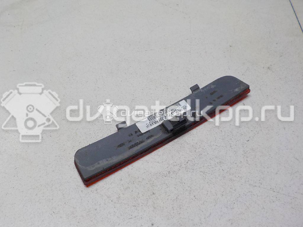 Фото Отражатель в бампер задний правый  LR006348 для Land Rover Freelander / Range Rover {forloop.counter}}