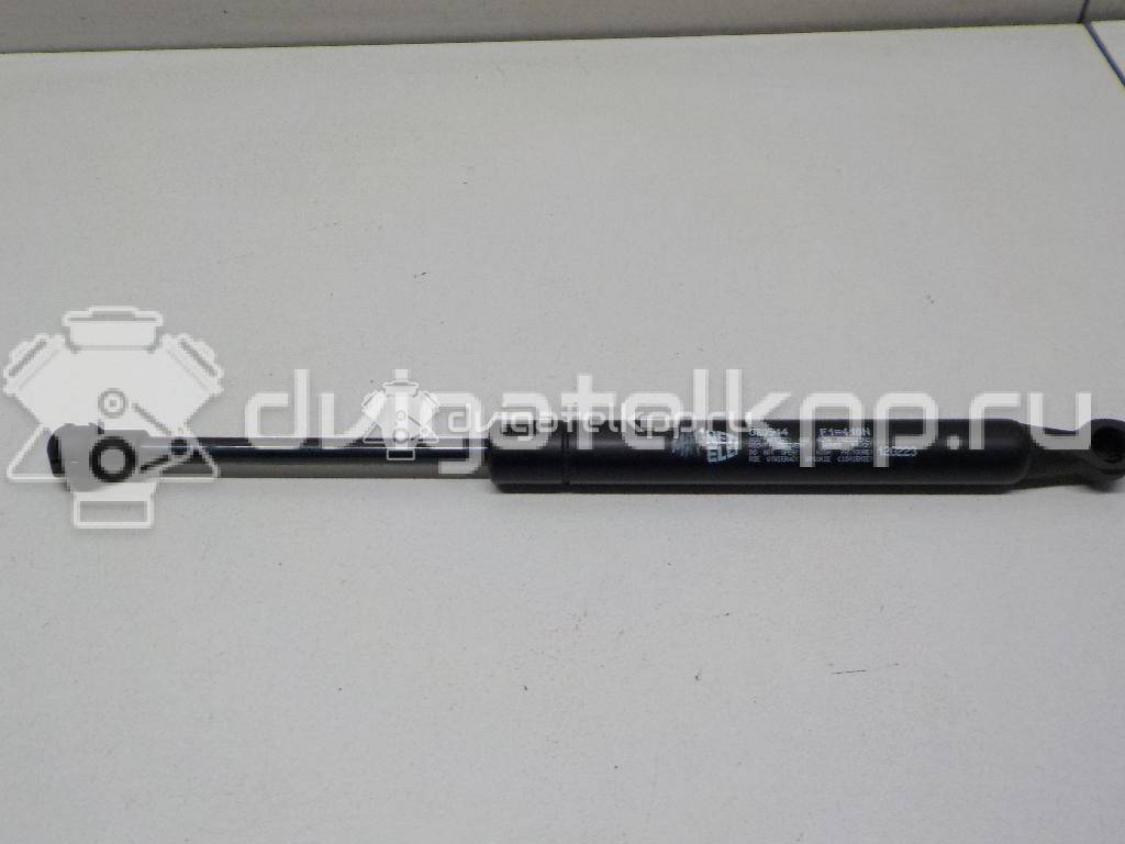 Фото Амортизатор капота  BKK760010 для Land Rover Range Rover {forloop.counter}}