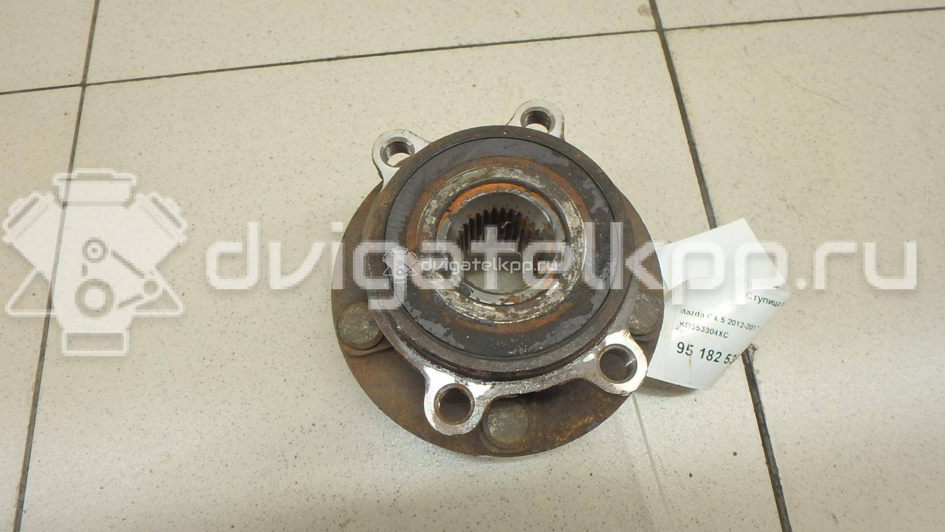 Фото Ступица передняя  KD353304XC для Mazda Cx-5 / Mx-5 / 6 / 3 {forloop.counter}}