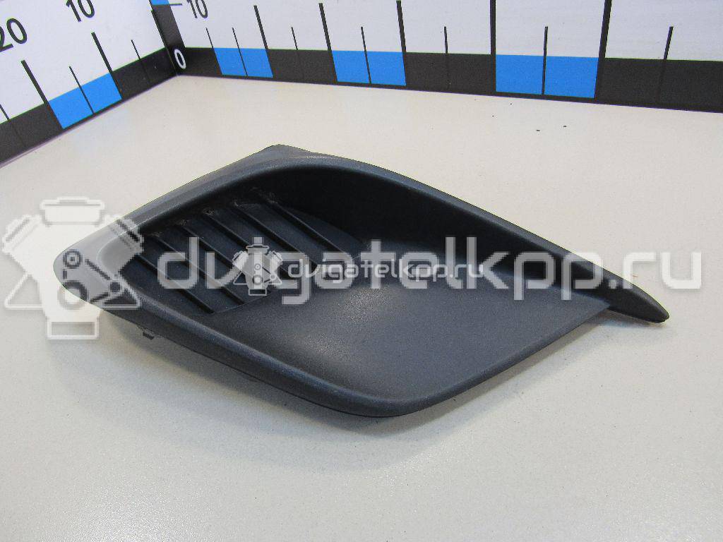 Фото Решетка в бампер правая  BHN150C11A для Mazda 3 {forloop.counter}}