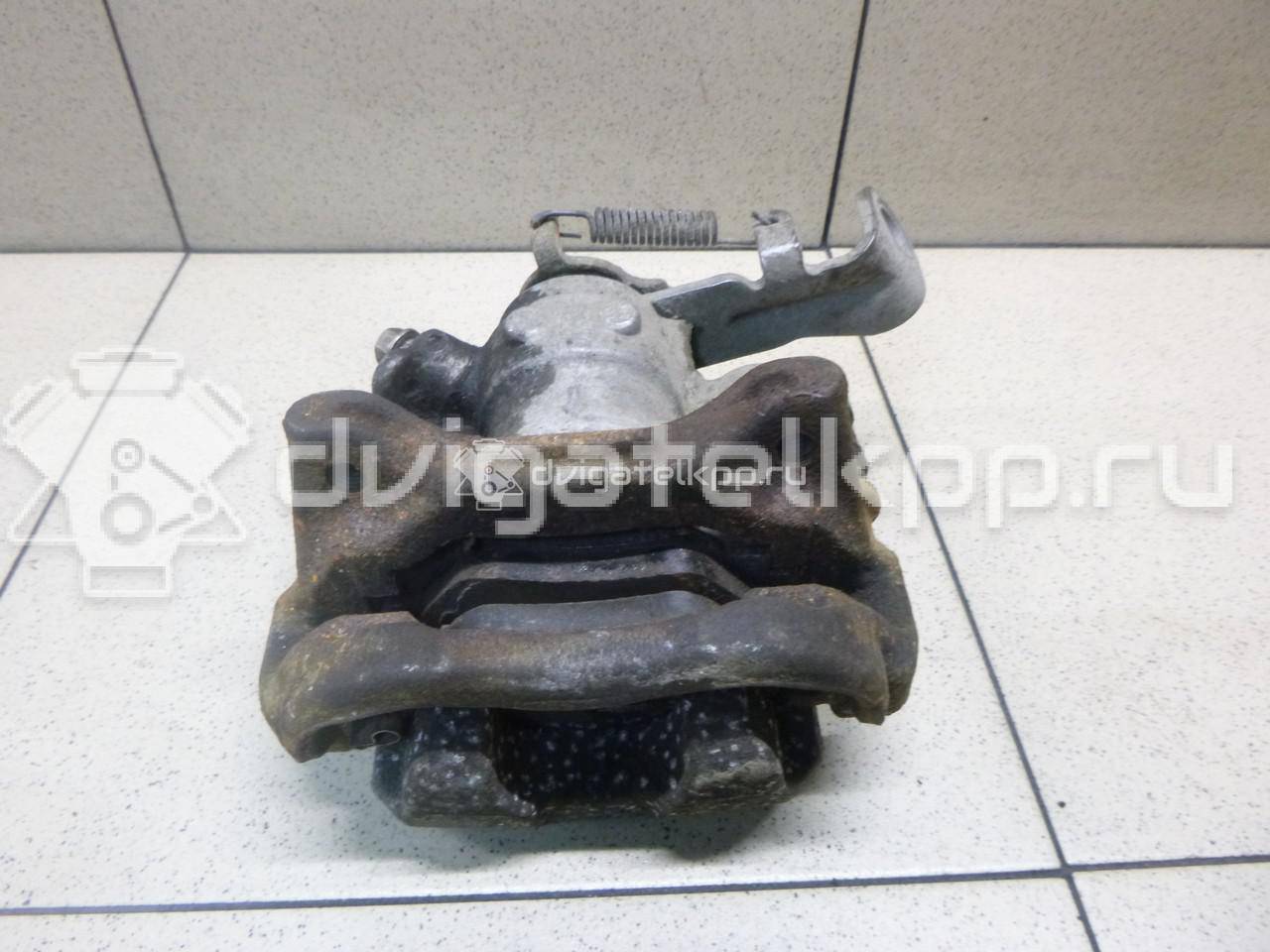 Фото Суппорт тормозной задний левый  B4Y72699ZD для Mazda 3 {forloop.counter}}
