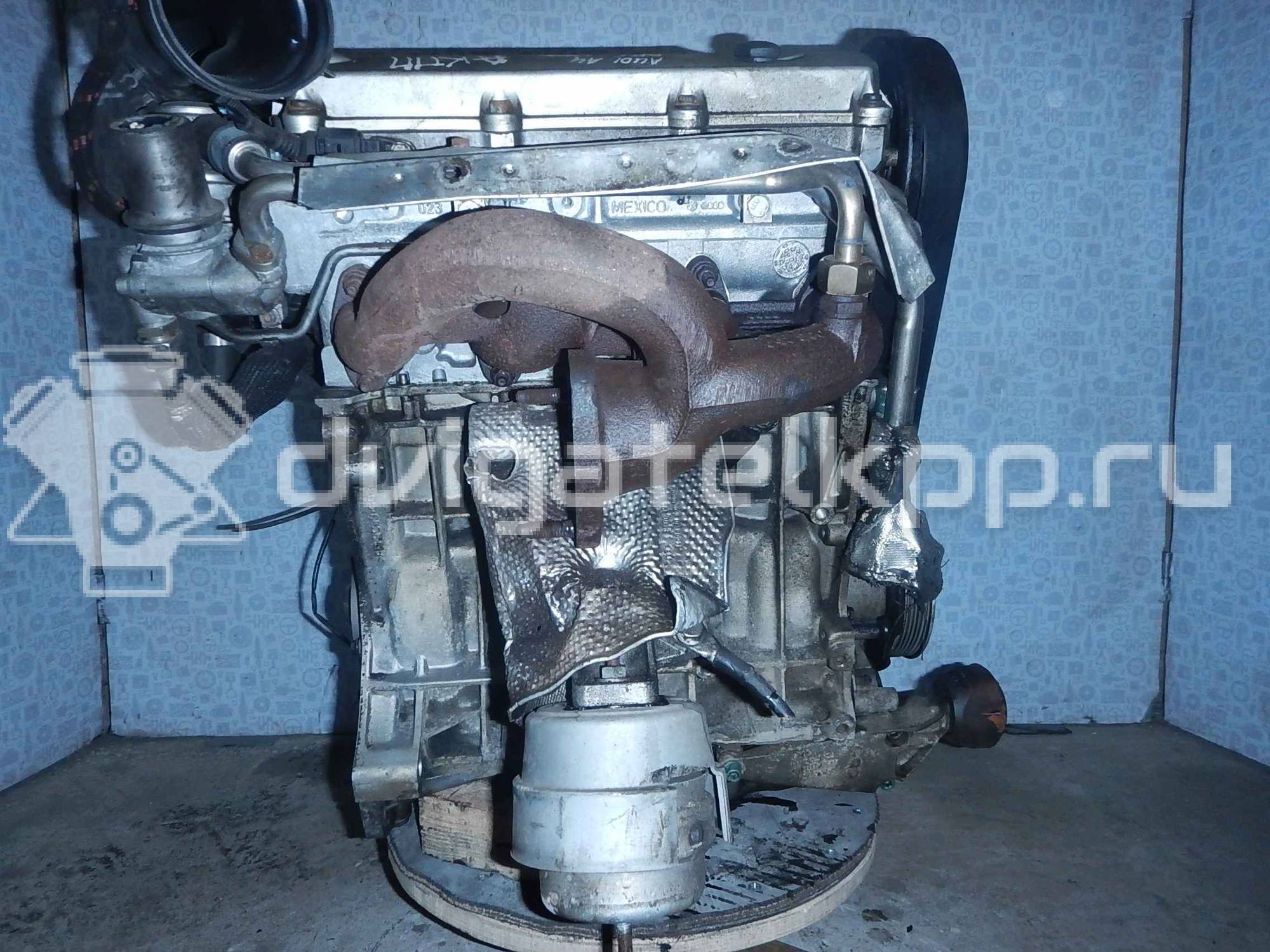 Фото Контрактный (б/у) двигатель ALZ для Volkswagen Passat 102 л.с 8V 1.6 л бензин {forloop.counter}}