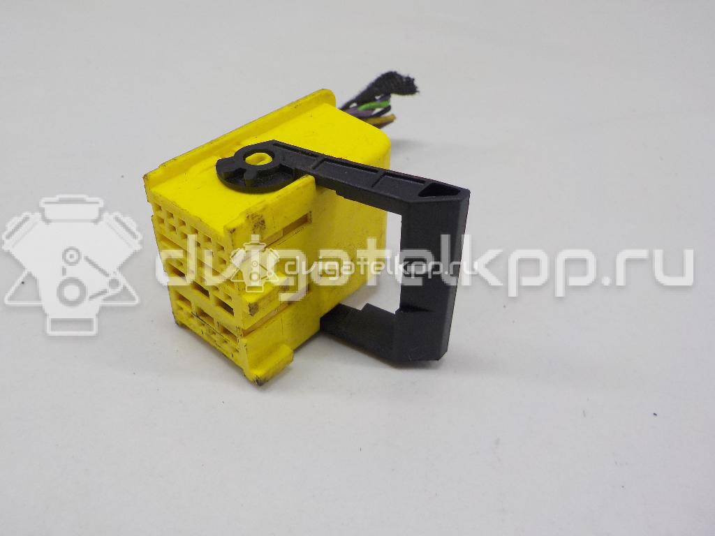 Фото Разъем  0475456428 для mercedes benz Sprinter (901-905)/Sprinter Classic (909) {forloop.counter}}