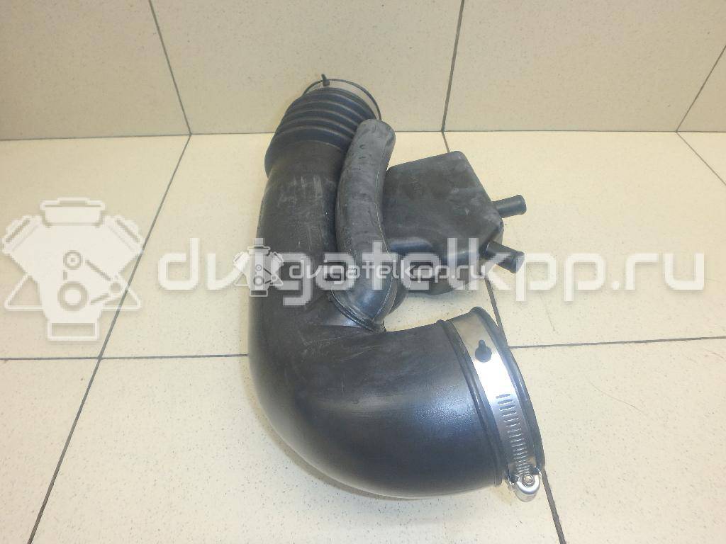 Фото Патрубок воздушного фильтра для двигателя VK56DE для Infiniti / Nissan 309-324 л.с 32V 5.6 л бензин 165767S00A {forloop.counter}}