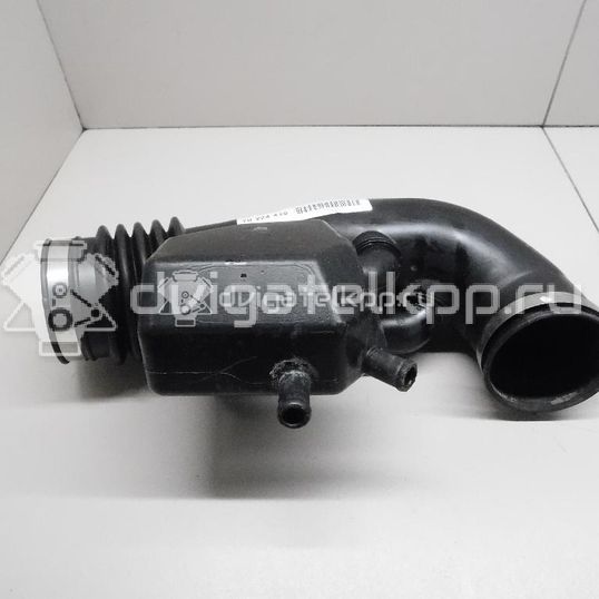 Фото Патрубок воздушного фильтра для двигателя VK56DE для Infiniti / Nissan 305-322 л.с 32V 5.6 л Бензин/спирт 165767S000