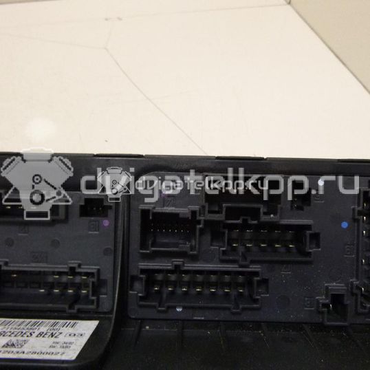 Фото Блок предохранителей  2115453801 для mercedes benz W211 E-Klasse