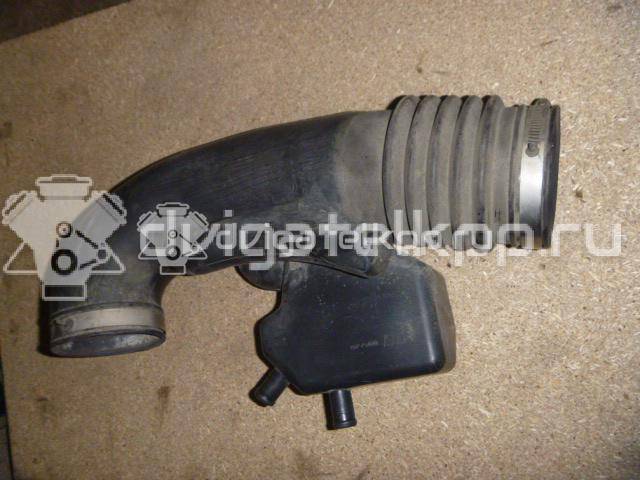 Фото Патрубок воздушного фильтра для двигателя VK56DE для Infiniti / Nissan 305-322 л.с 32V 5.6 л Бензин/спирт {forloop.counter}}