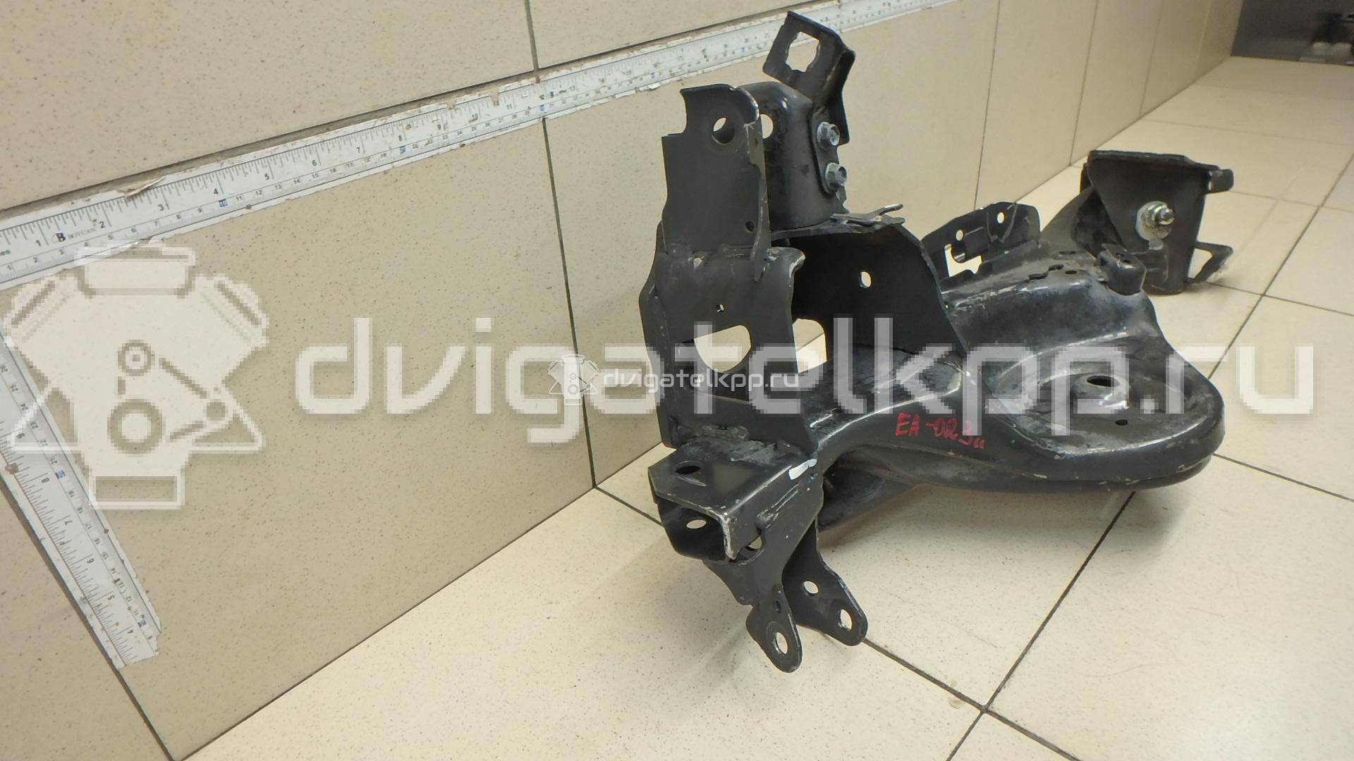 Фото Рычаг задний продольный левый  55502JD00A для Nissan Qashqai {forloop.counter}}