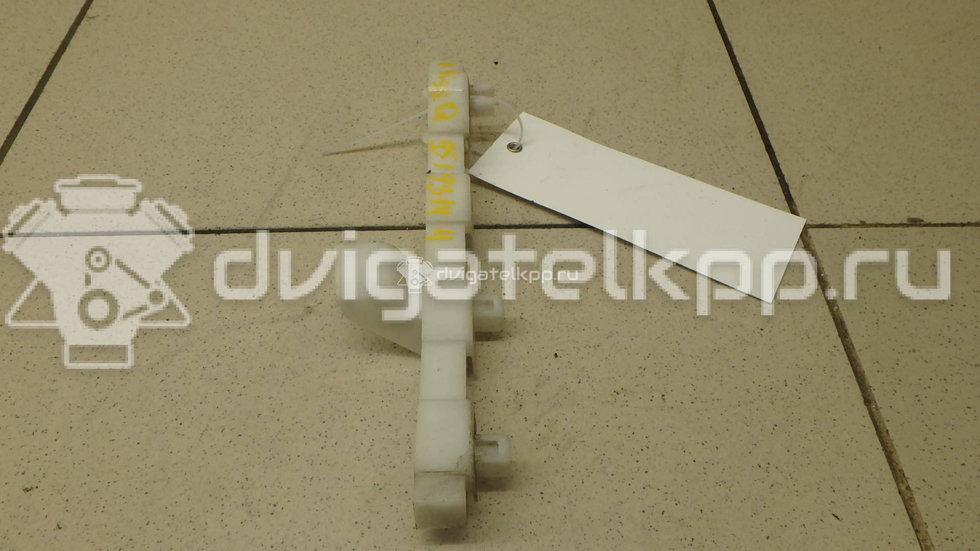 Фото Кронштейн переднего бампера правый  62222BR00A для Nissan Qashqai {forloop.counter}}