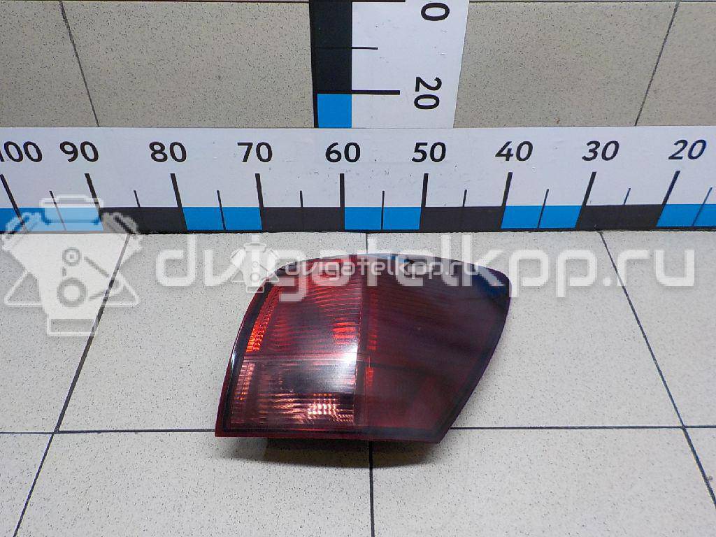 Фото Фонарь задний наружный правый  26554JD00A для Nissan Qashqai {forloop.counter}}