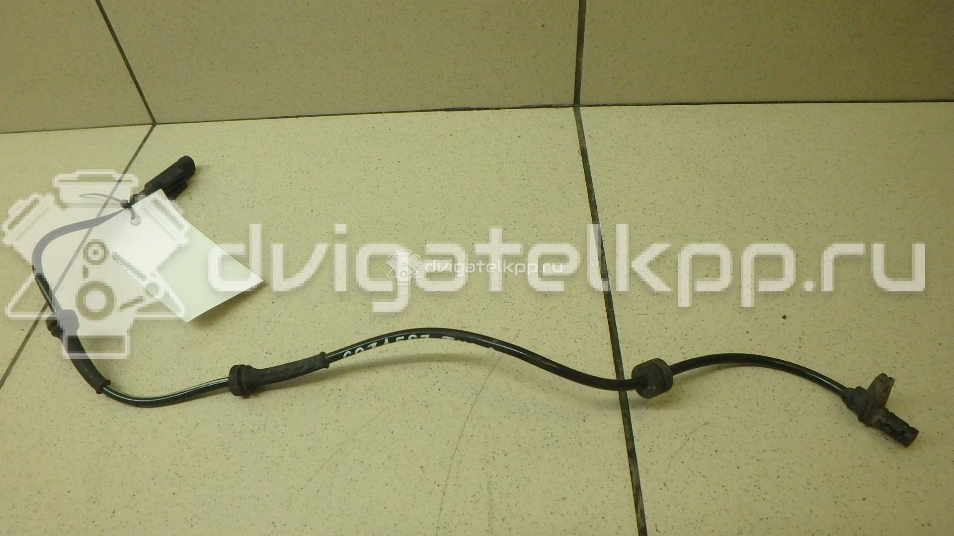 Фото Датчик ABS задний правый  47900el00a для Nissan Tiida {forloop.counter}}