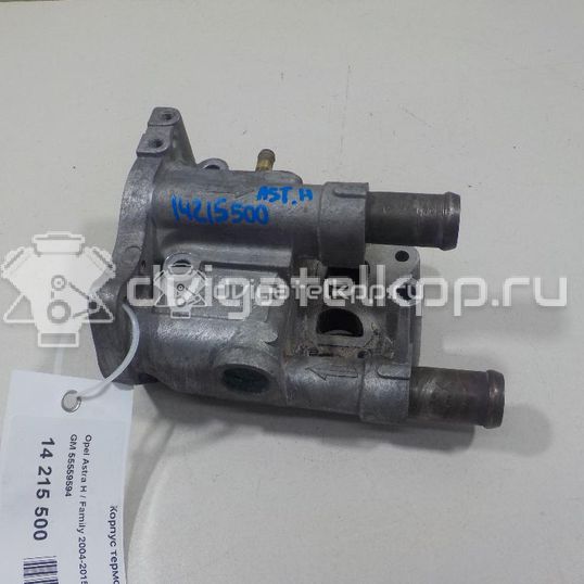 Фото Корпус термостата для двигателя Z 16 XE для Opel / Chevrolet / Vauxhall 101 л.с 16V 1.6 л бензин 55559594